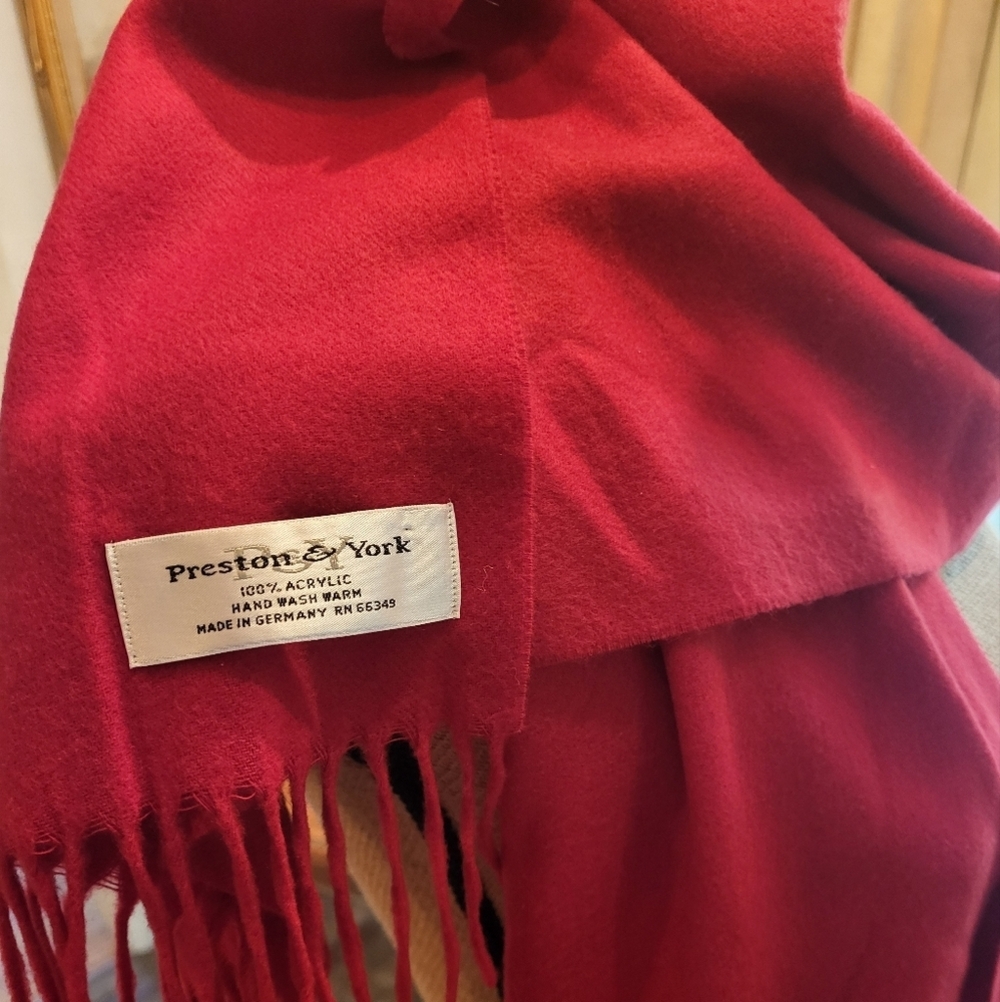 Preston and York 100% acrylic fringed red scarf
